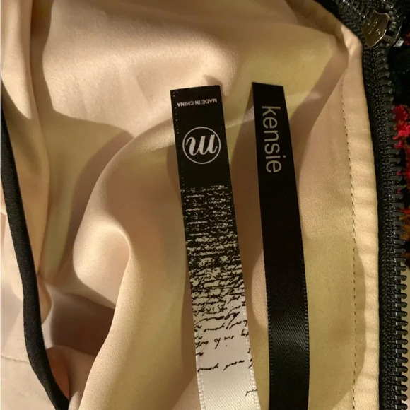 Kenzie Sleeveless Pleated Dress - Picture 9 of 9